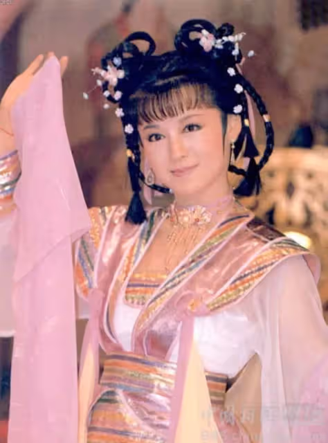 扮嫩不會招人煩的演員只服這5位，娃娃臉不說還有演技，網：靈氣逼人