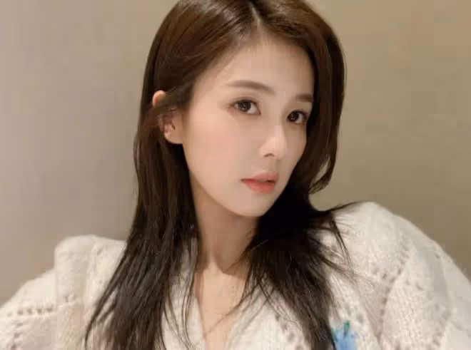 白鹿:拍戲敬業耐苦,帶閨蜜暴富,今向上海捐物資,網友:人美心善