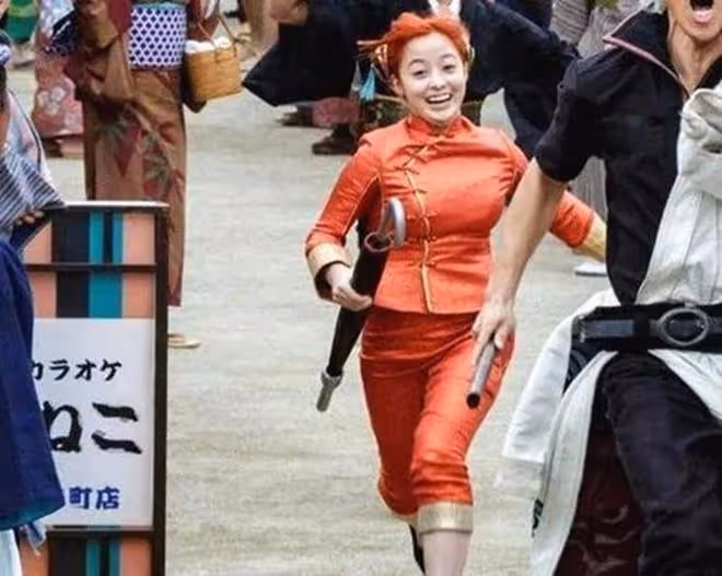 才22歲就買下了東京的豪宅,橋本環奈的金融理財術