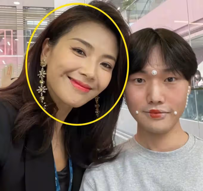 劉濤近照曝光,無美顏下的臉讓人看呆,網友:終於相信她42歲了
