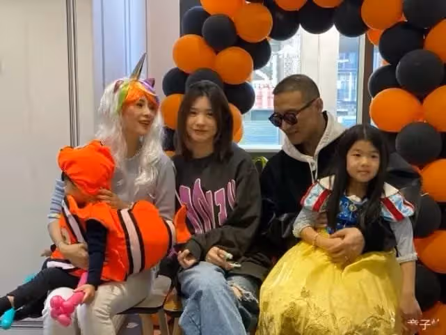 6位明星藝考證件照大曝光,無美顏無濾鏡下,章子怡清純十足,梅婷大眼靈動,秦海璐變化最大,網友直呼:個個都是真美人