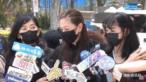 王羽追思會︱一個月痛走兩位摯親　王馨平悲慟不已