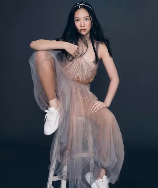 恭喜!甄子丹女兒被曝獲世界知名音樂學府錄取,有望出道做明星