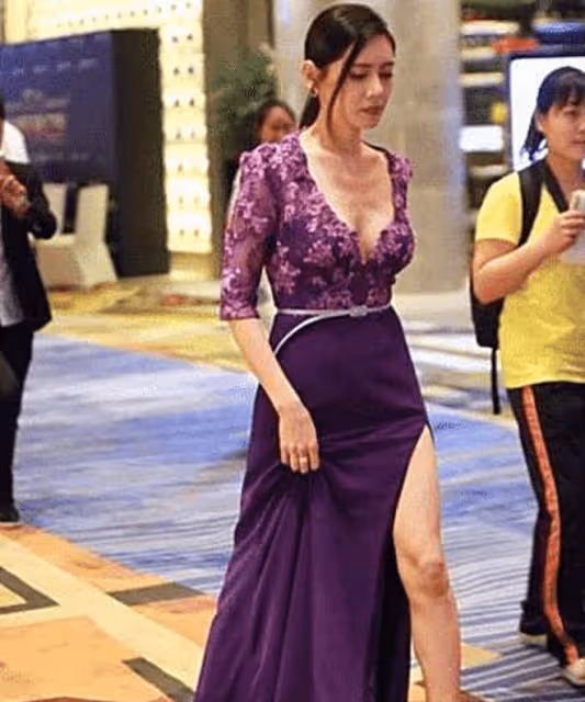 秋瓷炫有多撩人?當她換上紫色禮服後,網友:於曉光眼光太狠毒