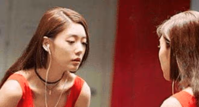 山寨版「李成敏」火了!性感照片被曝出後,網友:這才是真正的高配!