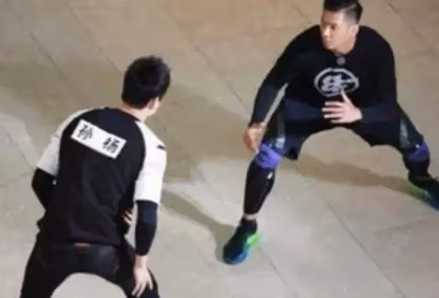 「撕名牌」原來是這樣拍的?把我們騙的好苦,難怪趙麗穎說有劇本