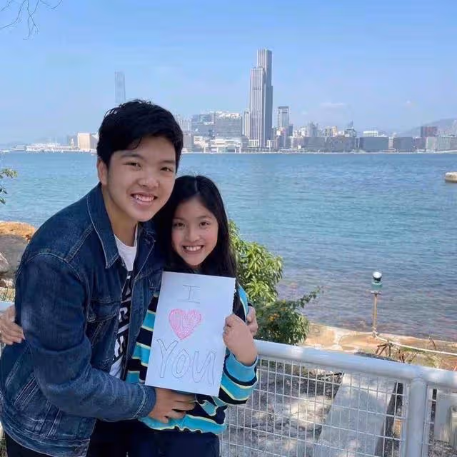 11歲星二代因熱舞短片出圈，被喊話加入女團，父親不贊成入行