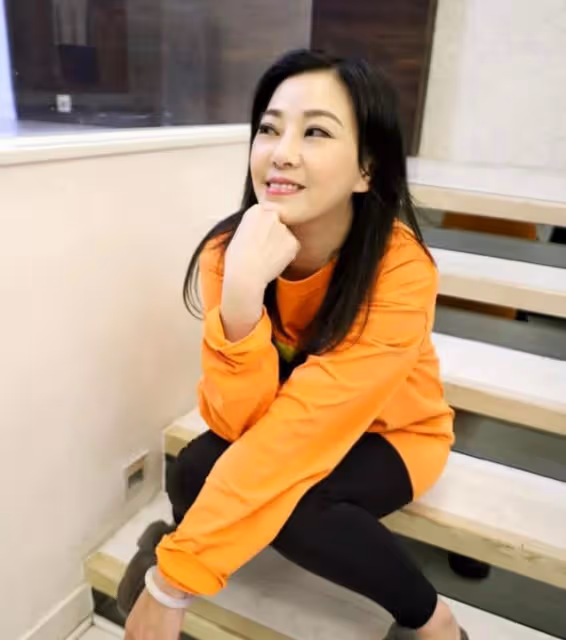 生活富貴！香港知名女星大曬千萬豪宅，光養寵物就至少月花3萬