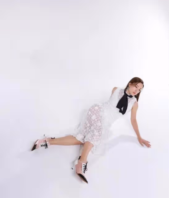 看淡視後獎項！TVB人氣花旦熱播劇分飾三角，精彩演出贏觀眾掌聲