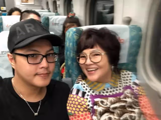 爸爸有3房!紀寶如19歲才得知「阿姨」竟是親媽 如今釋懷「3媽同桌」一視同仁送上紅包