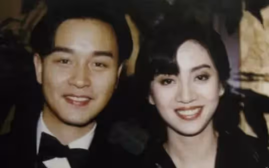 1992年霸王別姬殺青宴上,張國榮:你再打她,我讓香港兄弟收拾你!
