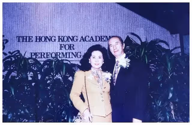 現實版甄嬛！14歲嫁賭王受寵30年　布局「奪取500億家產」笑到最後成贏家