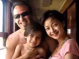 拒絕黎明追求！因病差點自我結束的「最美郭襄」　50歲曬照讓人不敢認：好似換了個人