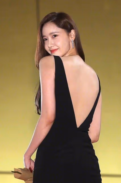 N號房事件連累IU、允兒被網暴,雪莉才死半年,「雪花們」又復活