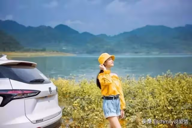「憑啥給你媽2000給我媽500」,丈夫提離婚,妻子幾句話丈夫認慫