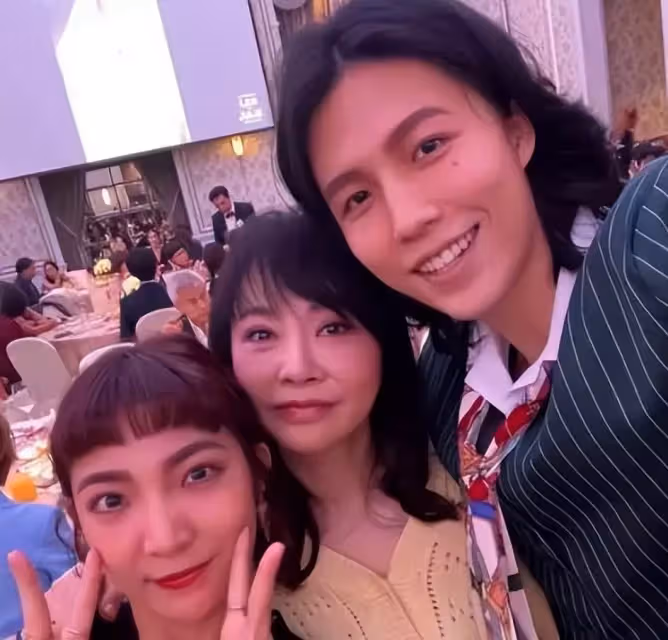 林瑞陽17億財產被封,長子已撇清關系「曬愜意擼貓照」,已刪除父親聯系方式,被挖出未婚妻是二婚