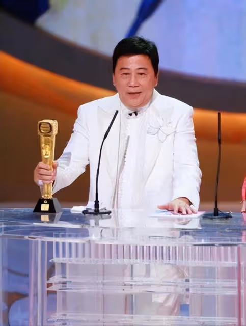 舊照曝光!老戲骨夏雨太太曾被稱冰山美人,夫妻長期分居依舊恩愛