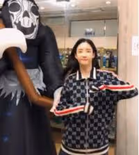 花十億整容成baby,後發展成網紅瘋狂撈金