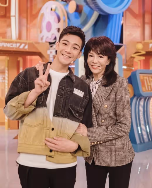 突發！32歲TVB富二代力捧小生宣布離巢，家底豐厚與郭富城做鄰居