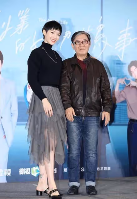 人紅是非多,李立群被曝疫情下樓買菜被抓,當事人:別拿我當槍使
