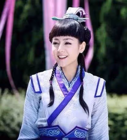 同是絕色,熱巴成爽文女主,娜扎卻只是一個美女…到底差在哪?