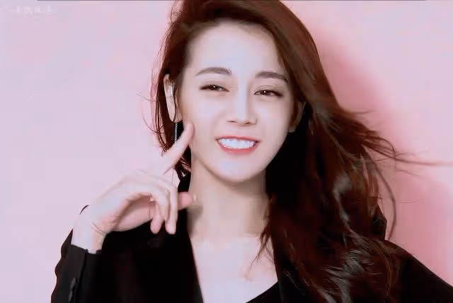同是絕色,熱巴成爽文女主,娜扎卻只是一個美女…到底差在哪?