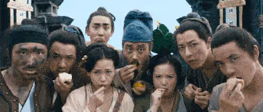 男星曬腹肌太魔怔!有人帥氣,有人「油」田上身,有人沒眼看