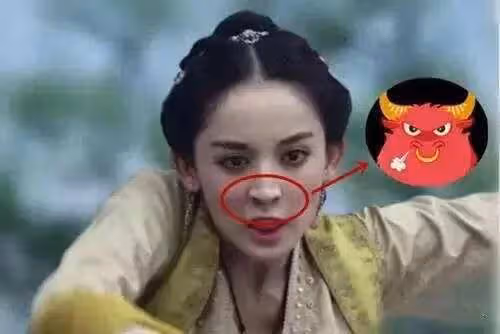 五花八門丑「鼻孔」PK,有人可插蔥,有人小到看不見,有人成隧道