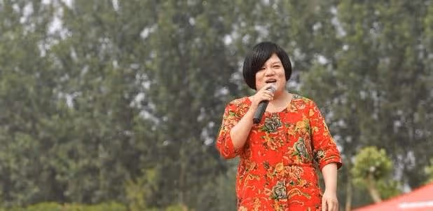 「星光大道」山楂妹:走紅卻拒認父母,你以為不孝,其實另有隱情