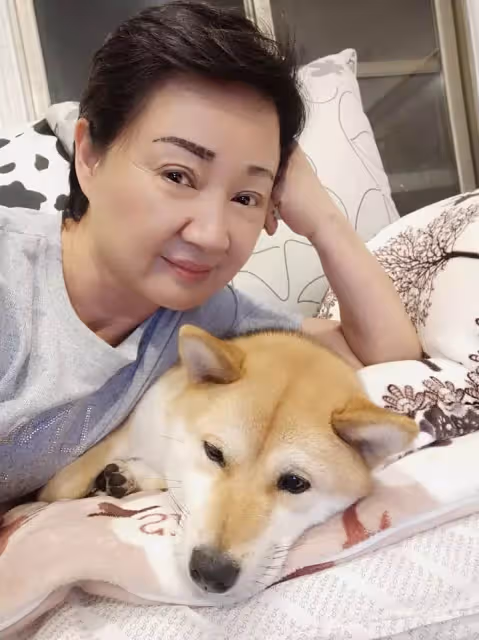 60歲2婚2離!玉女歌手「想讓女兒過好生活」果斷放棄監護權 「母女20年沒相見」淚曝:真的做錯了