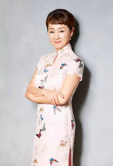 60歲2婚2離!玉女歌手「想讓女兒過好生活」果斷放棄監護權 「母女20年沒相見」淚曝:真的做錯了