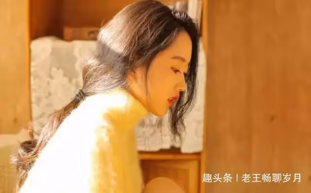 前夫再娶,得知新娘有個兒子,我去婚禮看笑話,看到新娘後我哭了