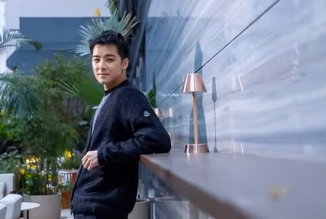 又一TVB男星宣布離巢!郭田葰名校畢業曾當醫生,出道13年收入低