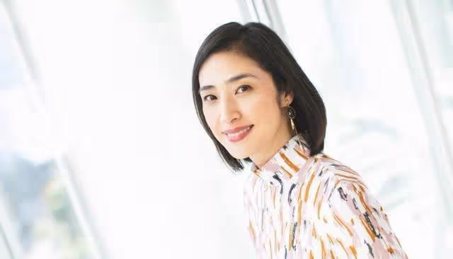 7個原因造成天海祐希至今未婚,與石田百合子一起買房結對養老?