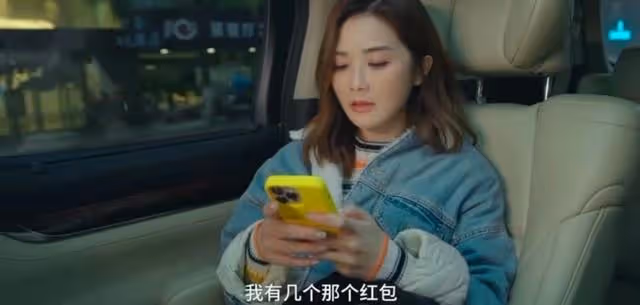 否認家境富裕！蔡卓妍公開自認不孝，曾為燙髮而令爸爸賣掉金手鍊