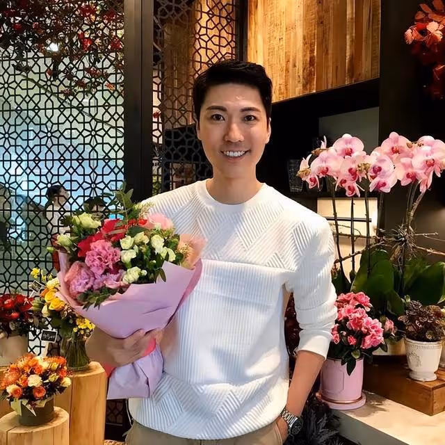 40歲「御用醫生」宣布離巢，在TVB工作13年，入娛樂圈前是真醫生