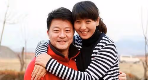 閆學晶往事掀開，與前夫離婚引爭議，郭德綱為何對其相敬如賓