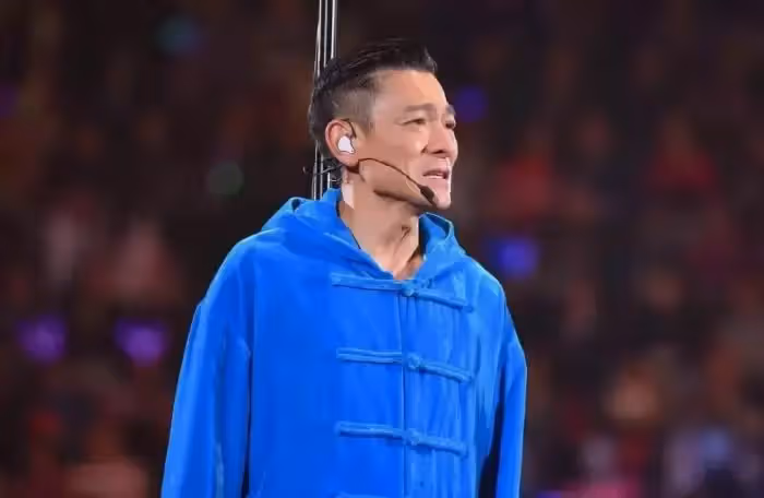 世界歌壇僅此一人!「傳奇天王」演唱會前5天突然逝世 已售出「百萬張門票卻無人退」創歌壇神話