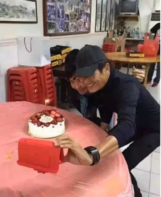 周潤發:我一生不要孩子,不與成龍周星馳合作,死後捐出所有財產