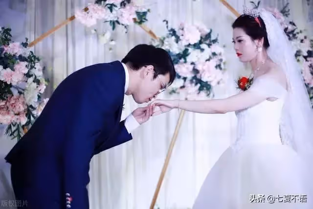 「你請假伺候我媽,我每月給兒子1000撫養費」「我再婚,沒義務」