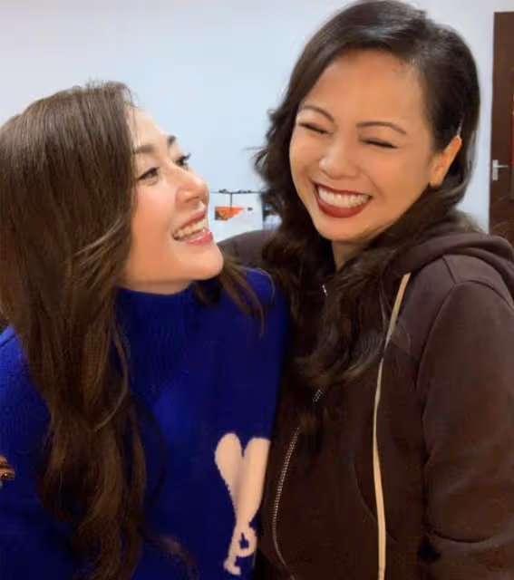 《我和春天有個約會》演員時隔27年重聚！鄧萃雯萬綺雯美貌依舊