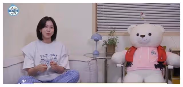 35歲女明星住出租房,因太會布置而走紅,網友:溫馨感性太嚮往了