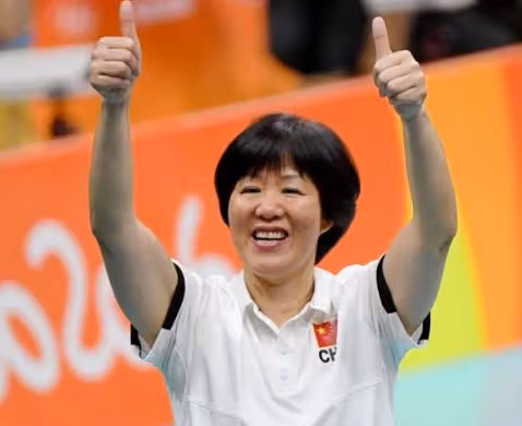 不是賴亞文！不是陳忠和！郎平正式攤牌，中國女排敲定49歲少帥