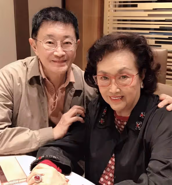 影壇美人聚會!集體為葛蘭慶祝88歲生日 林青霞也罕見露面 66歲全場最小 網友:都是各自年齡段的美人