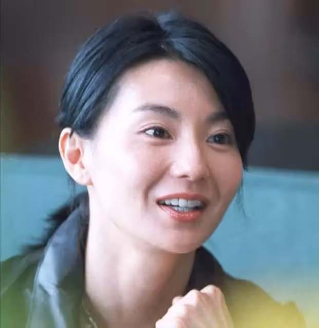 楊冪側臉越來越虐,跟章子怡、baby同框差異大,骨相太重要了