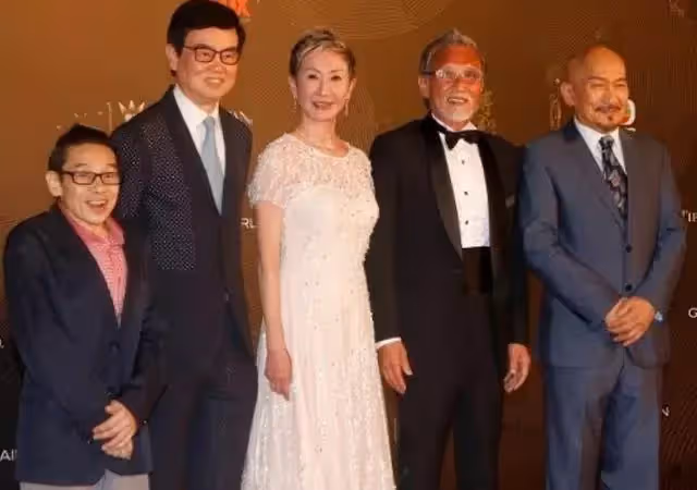 林青霞曬照,7個平均年齡71歲的明星聚會,晚年生活個個滋潤幸福