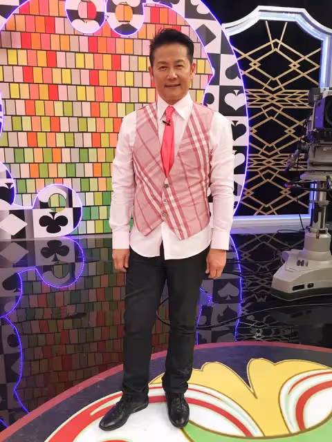 徐乃麟開箱內湖豪宅!「獨棟4層樓精緻裝潢曝光」:院子美如峇里島 結婚30年都牽妻手睡覺「直到第三者出現」