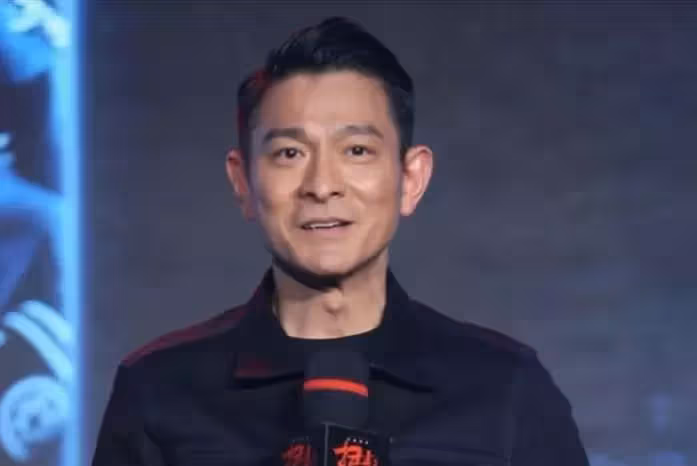 洪金寶:我捧了那麼多巨星都請不動了,只剩「劉德華」,我一叫就來:做人要懂得感恩,路才會越走越寬