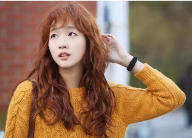 金高銀:憑藉《銀嬌》爆紅,愛上大17歲申河均,如今怎樣了?