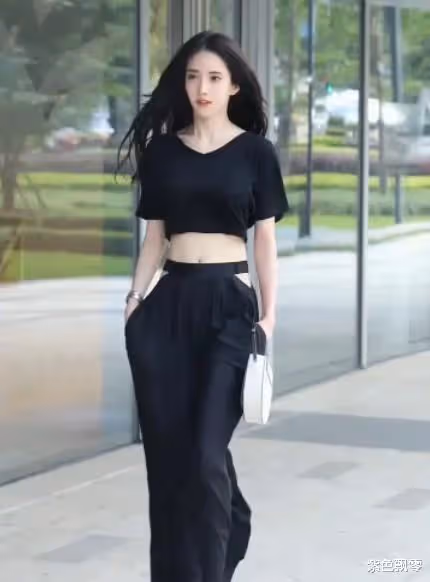 潘南奎:捲走前夫10億財產,整成baby來中國撈金,卻被老闆掌摑?